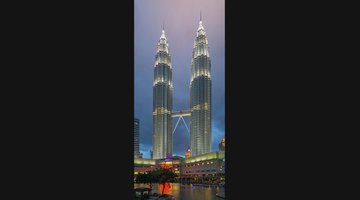 Malaysia Guide: Kuala Lumpur Towers, Penang Food and Langkawi